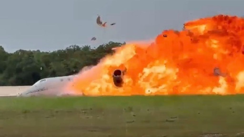 La Romana crash as US jet erupts into fireball killing two crew members 7 0 Screenshot 2026 06 08 at 073914