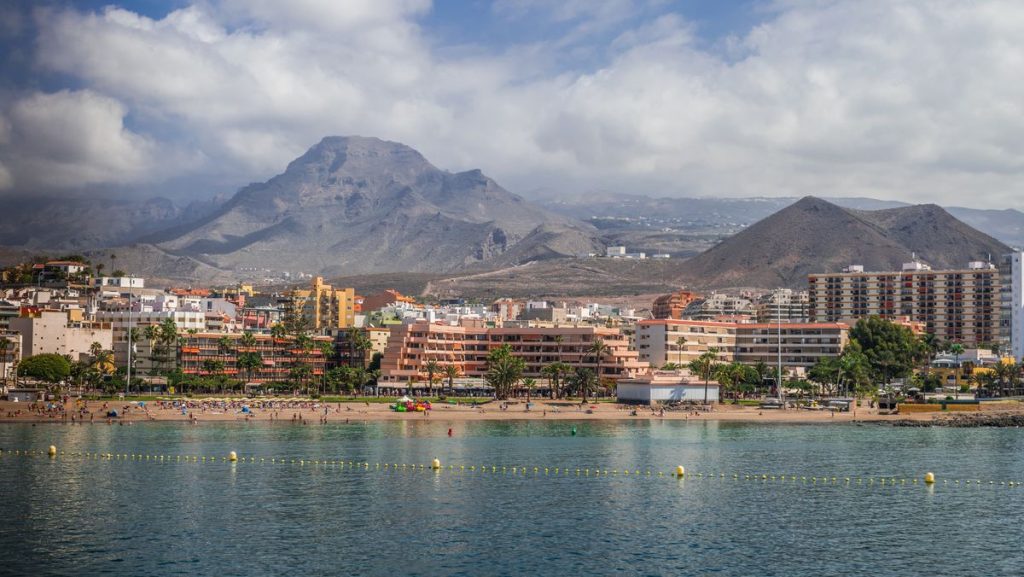 2 Los Cristianos beach and cityscape