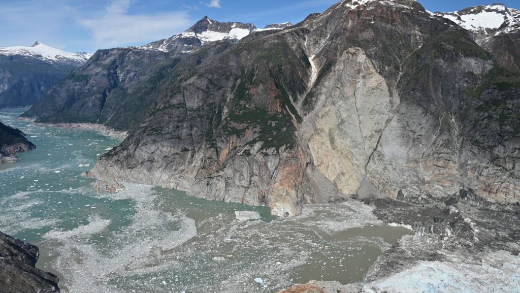 0 Alaska Cruises Landslide 26098652593300