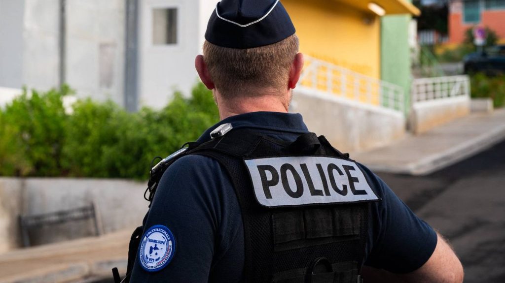 0 FRANCE OVERSEAS POLITICS PRISON