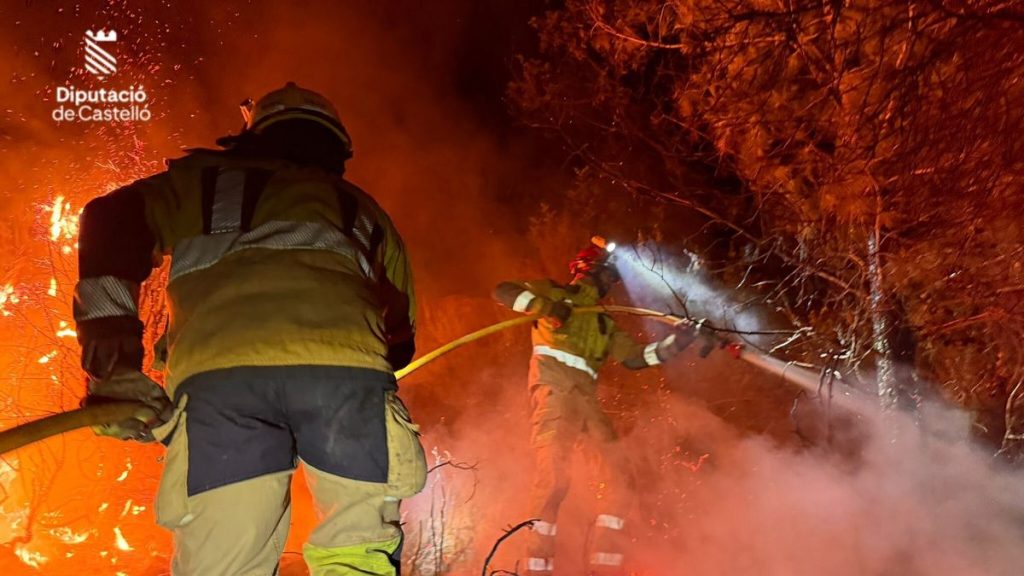 0 Spain continues battle against wildfires amid heatwave