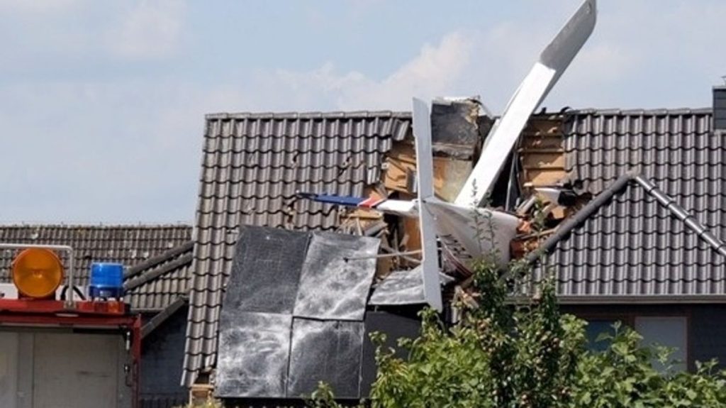 1 Light Aircraft Crashes Into German Residential Building