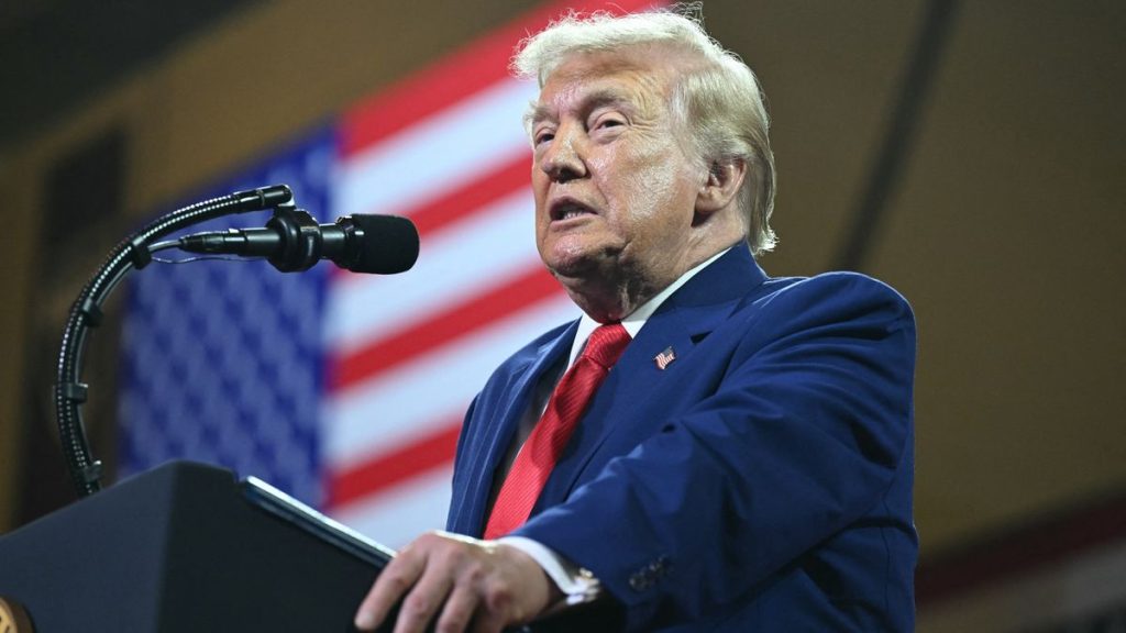 1 US POLITICS TRUMP