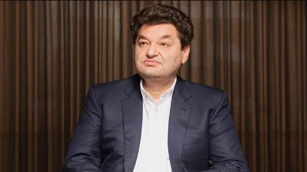 2 Vadim Ermolaev