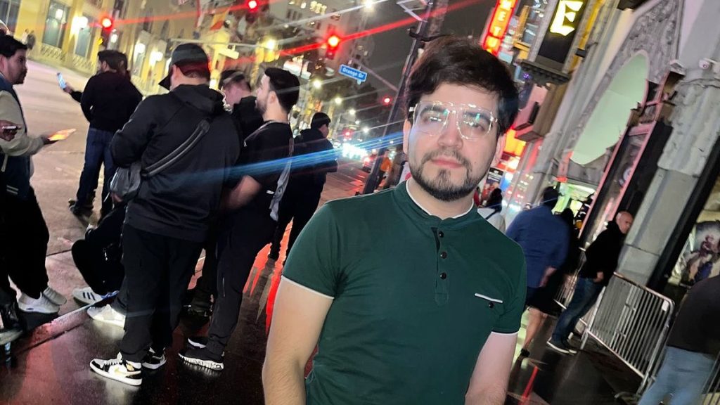 2 VIDEO Moment influencer shot dead during livestream