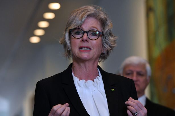 0 Federal Crossbenchers Call For An Anti corruption Watchdog As Parliament Resumes