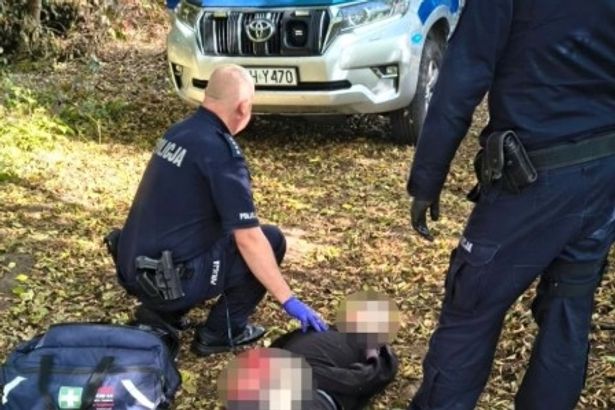 0 Police officers from Ostroka near the municipal beach detained a 19 year old man suspected of at
