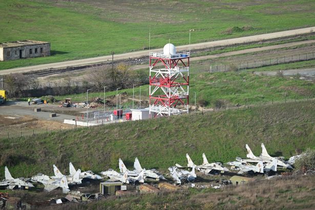 0 The Romanian Defence Ministry scrambled fighter jets